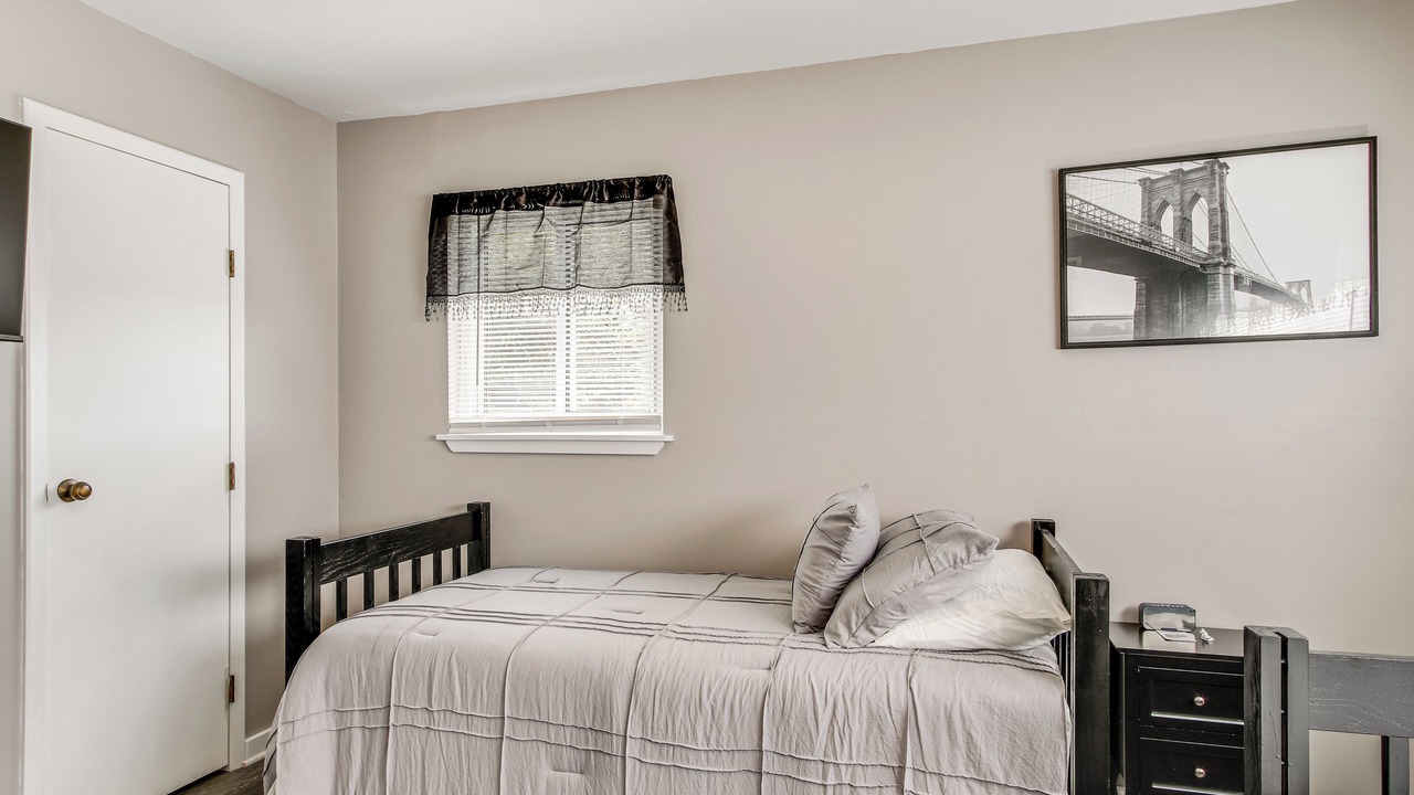 Photo of Bedroom in Orangeburg