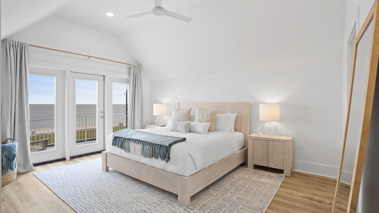 Photo of Bedroom in Henderson Point