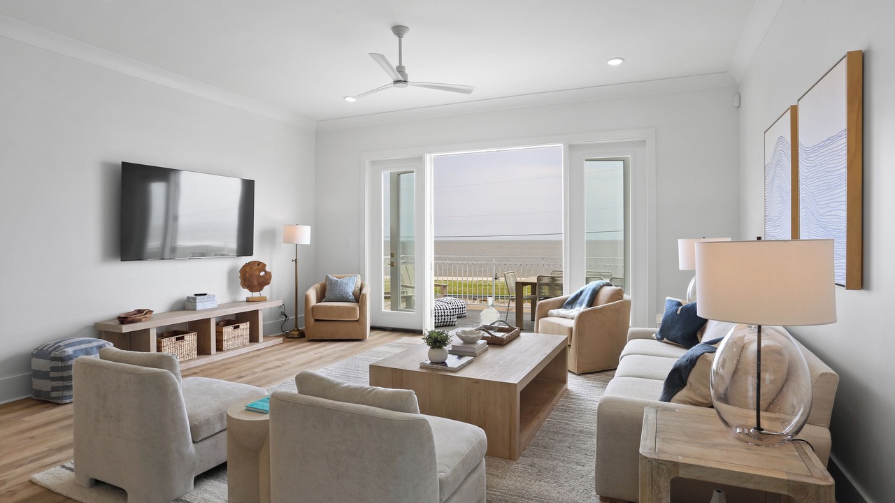 Photo of Livingroom in Henderson Point