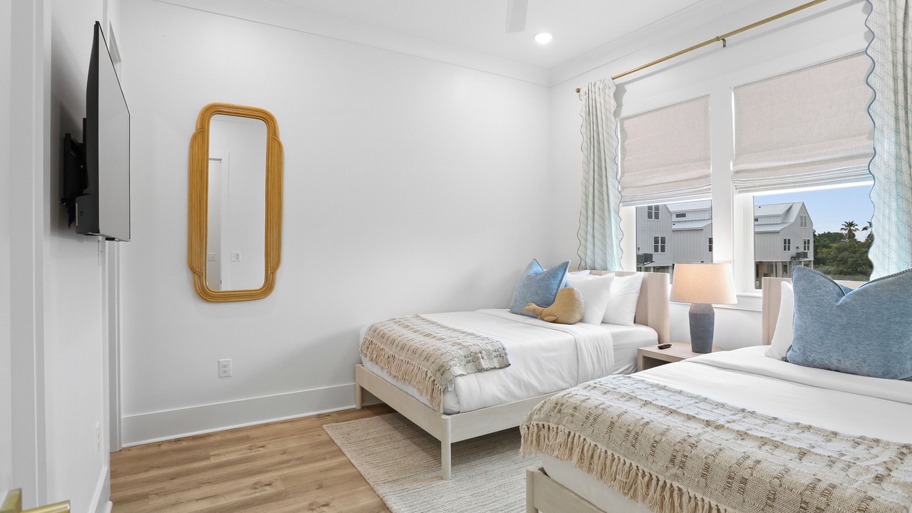 Photo of Bedroom in Henderson Point