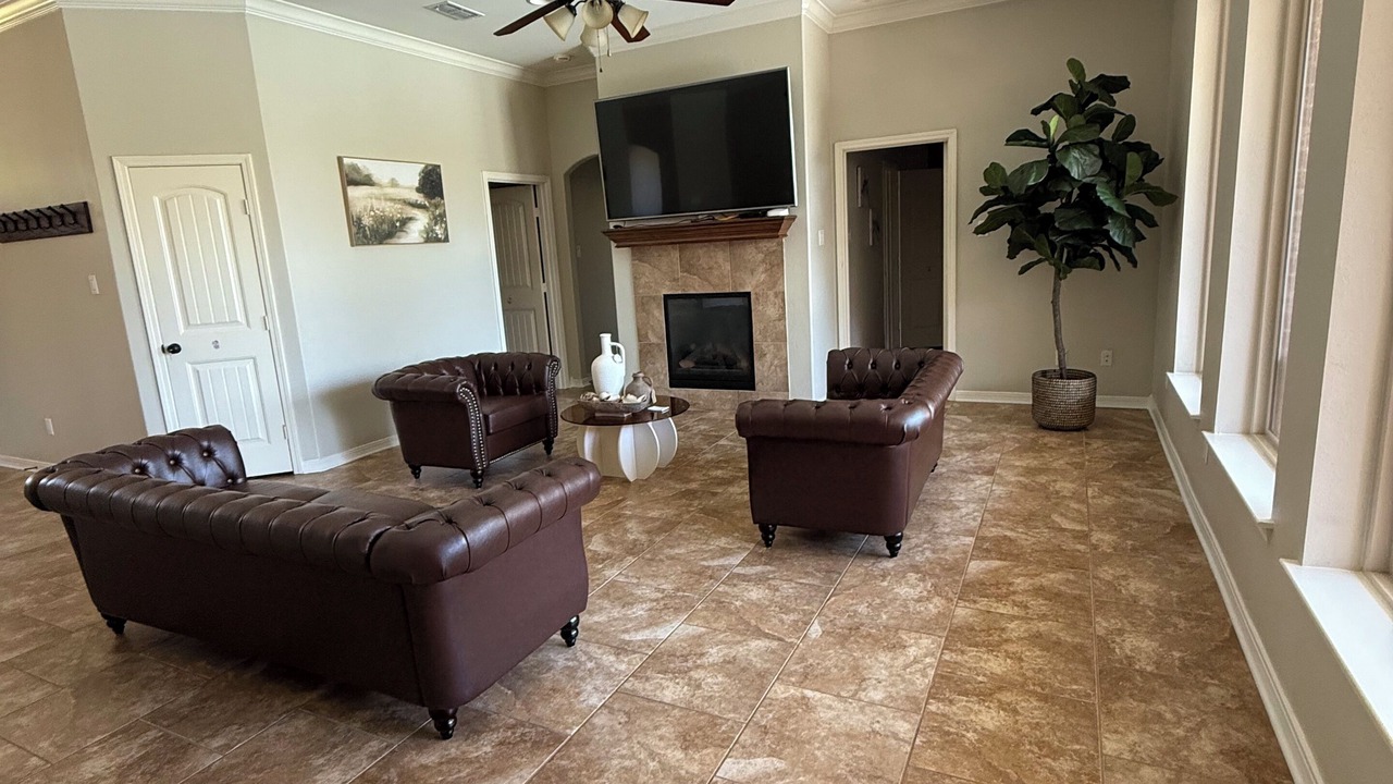 Photo of Livingroom in Longview