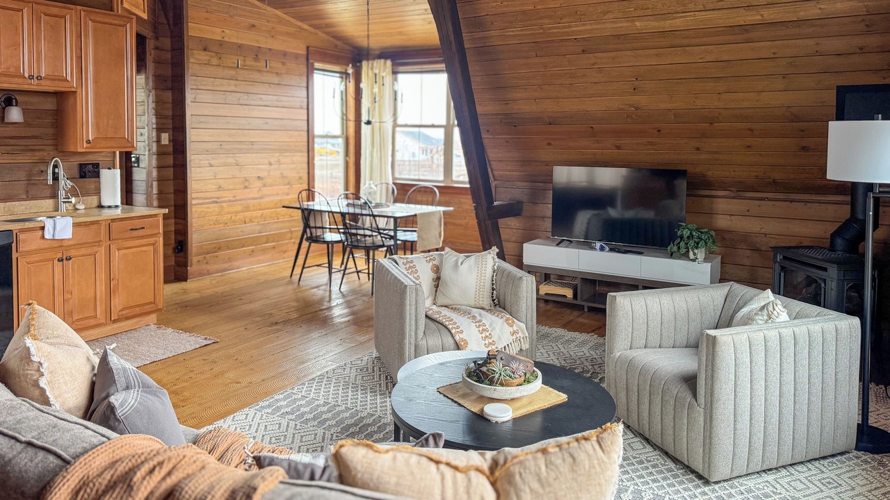 Photo of Livingroom in Creston