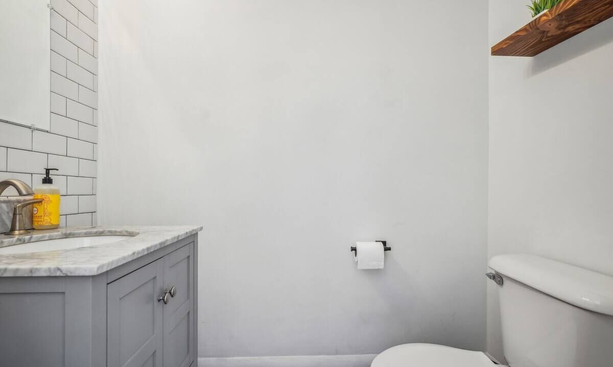 Photo of Bathroom in Olde Towne East