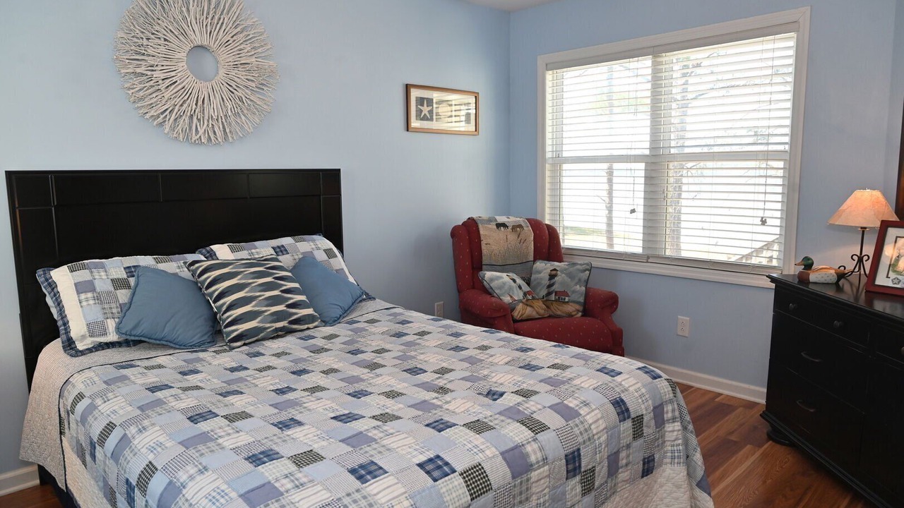 Photo of Bedroom in Merritt