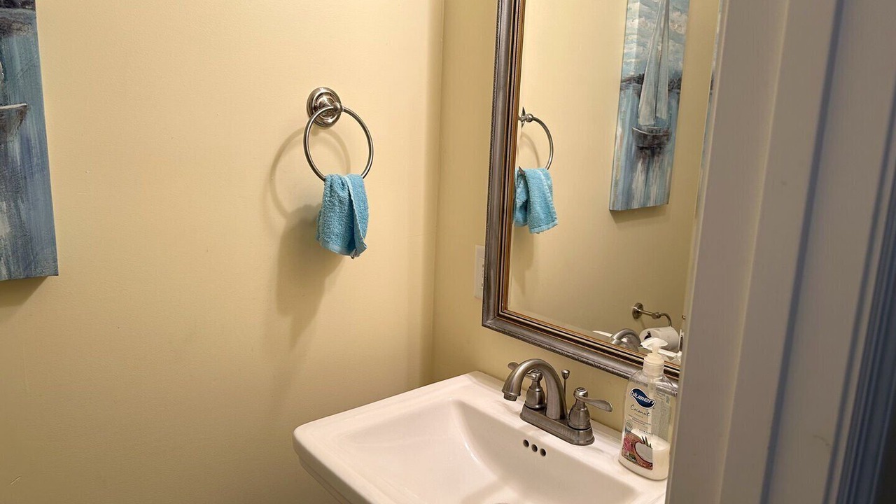 Photo of Bathroom in Merritt