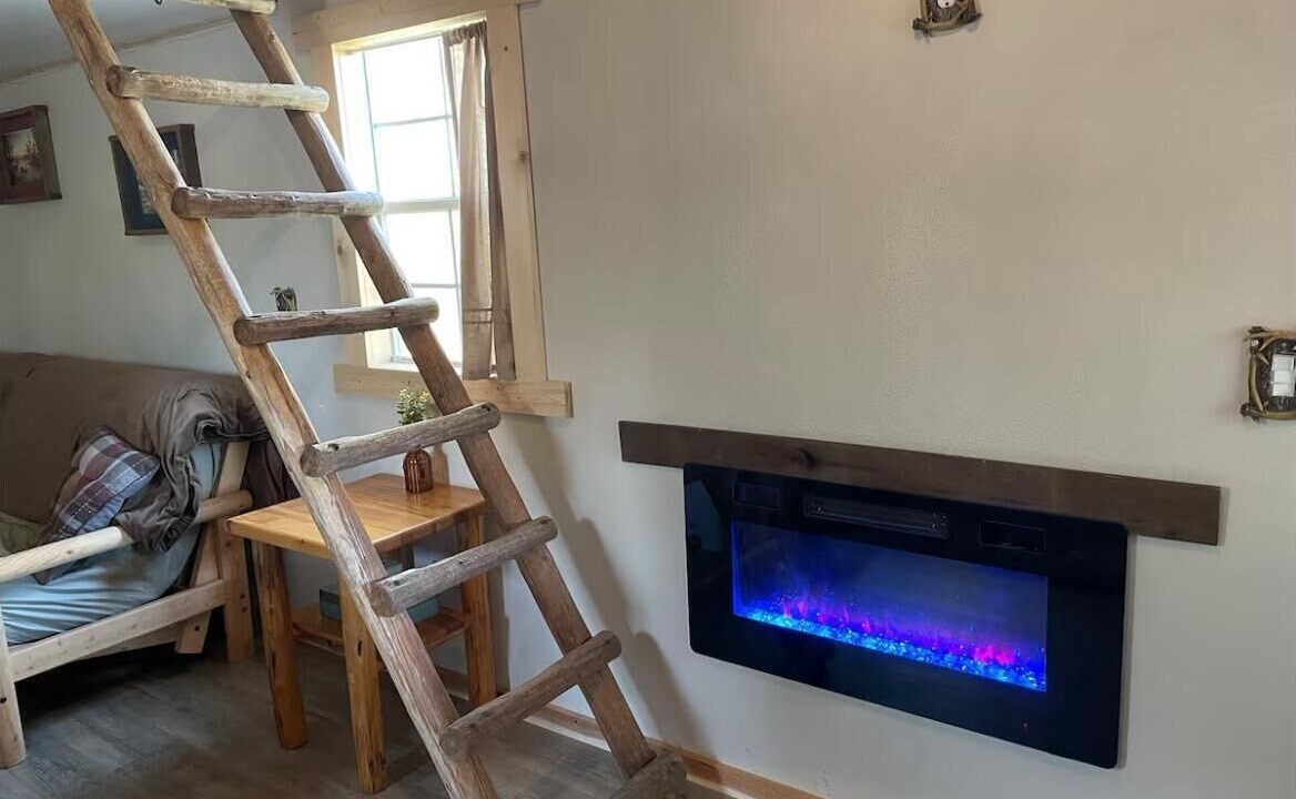 Photo of Livingroom in Evergreen