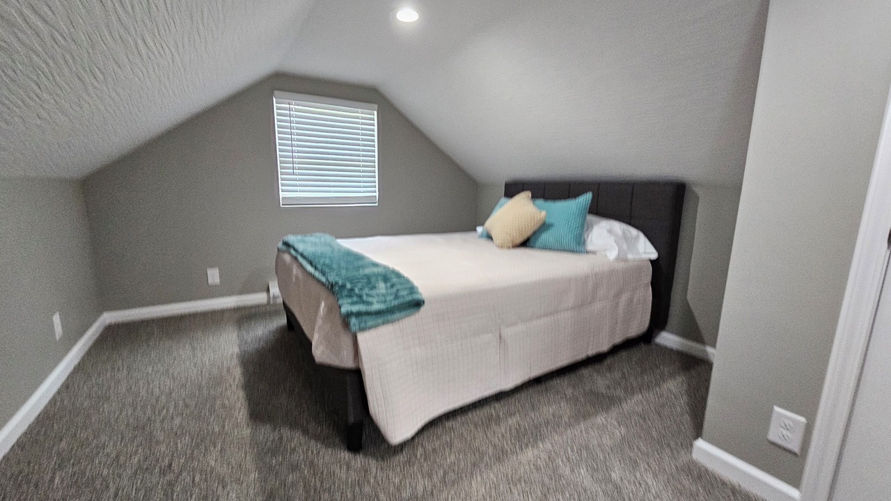 Photo of Bedroom in Irwin