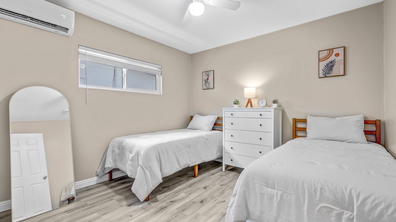 Photo of Bedroom in Los Angeles