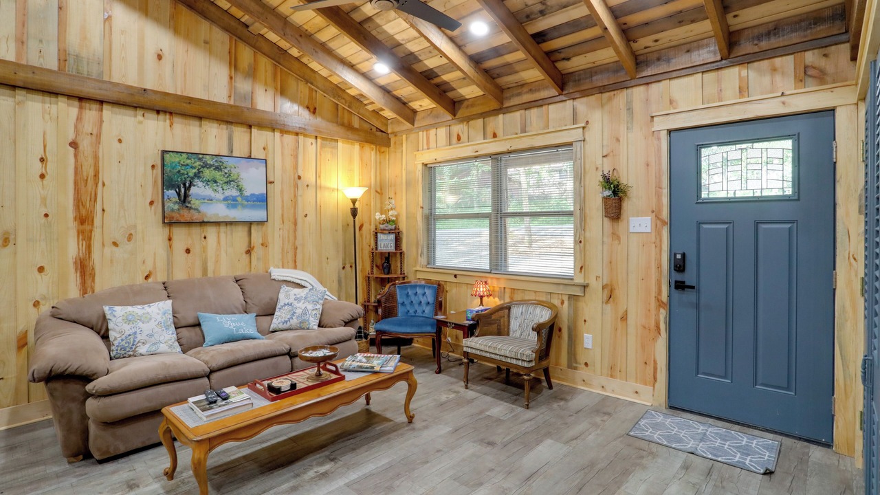 Photo of Bedroom in Greers Ferry