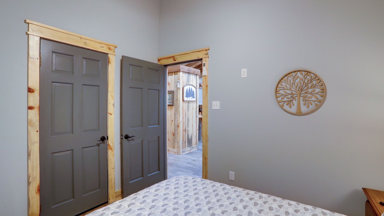 Photo of Bedroom in Greers Ferry