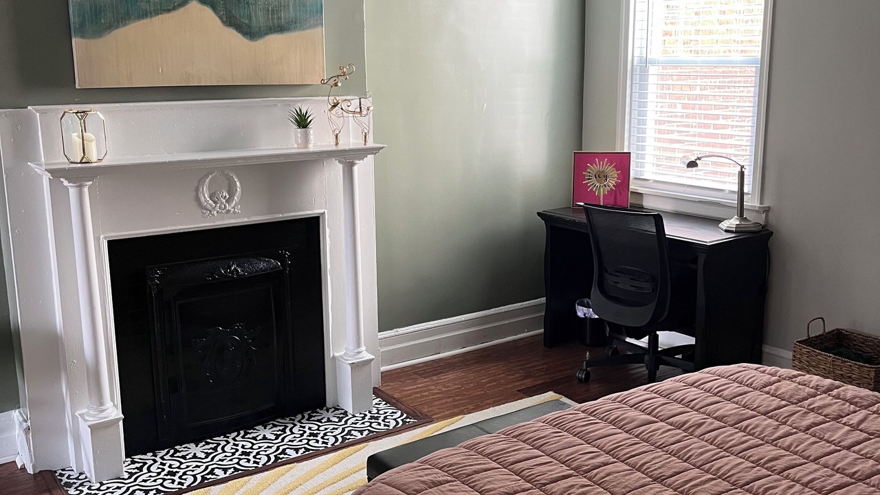 Photo of Bedroom in Fan District