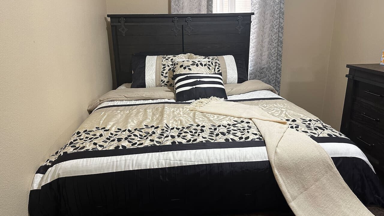 Photo of Bedroom in Williston