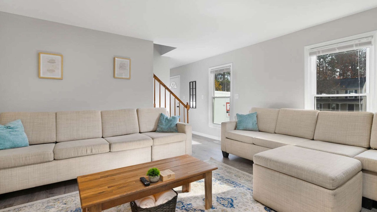Photo of Livingroom in Southwest Raleigh