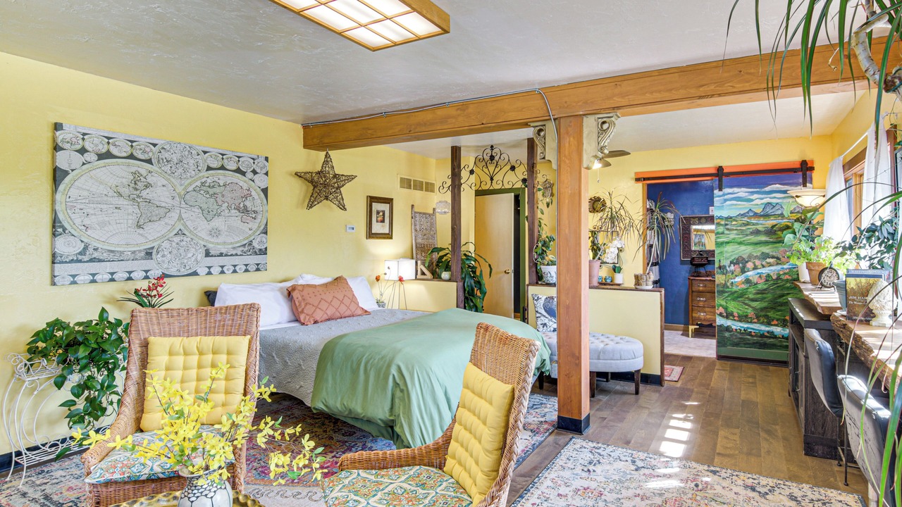 Photo of Bedroom in Livingston