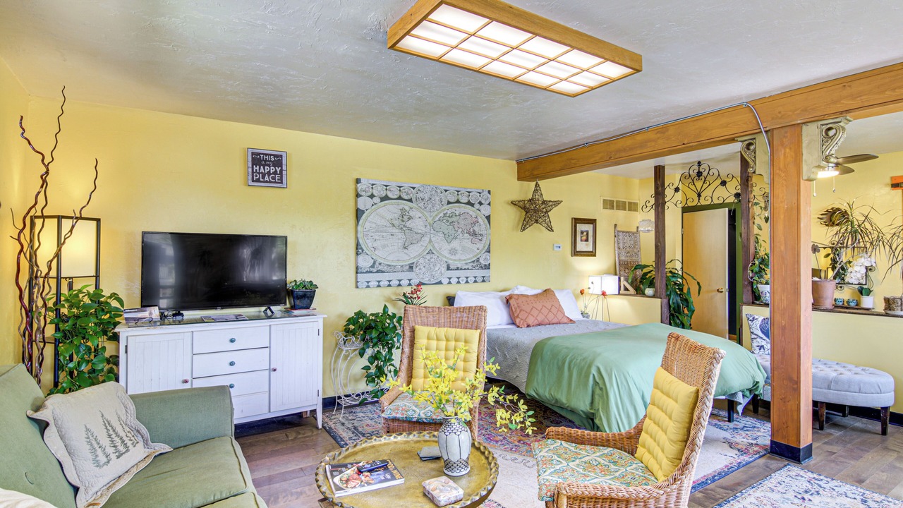 Photo of Bedroom in Livingston