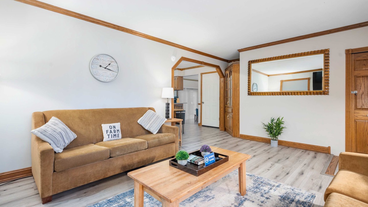 Photo of Livingroom in Acton