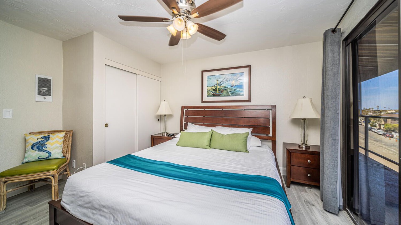 Photo of Bedroom in South Mission Beach