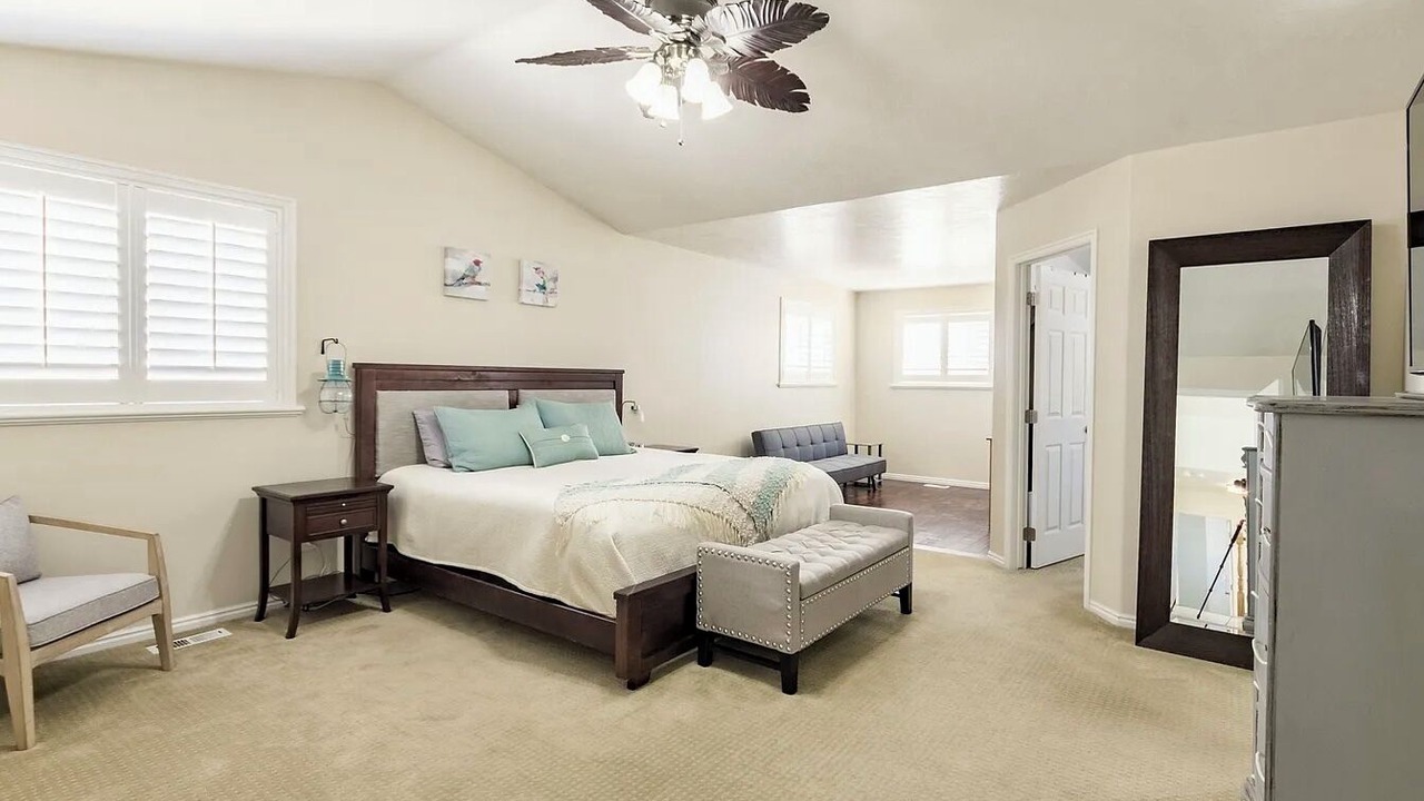 Photo of Bedroom in Maeser