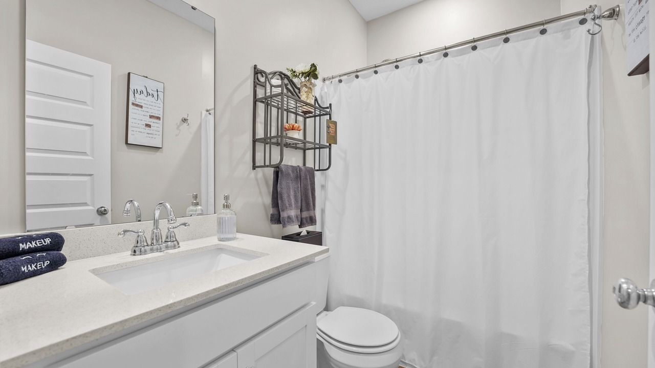 Photo of Bathroom in Maxwell