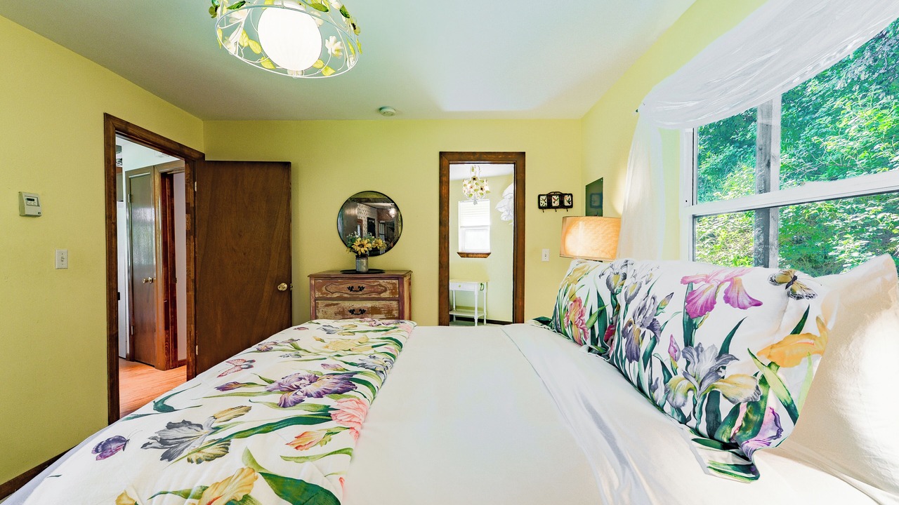 Photo of Bedroom in Alpine