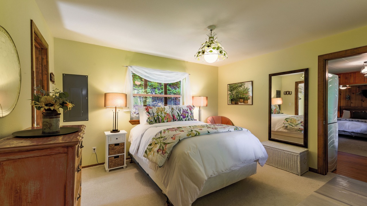 Photo of Bedroom in Alpine