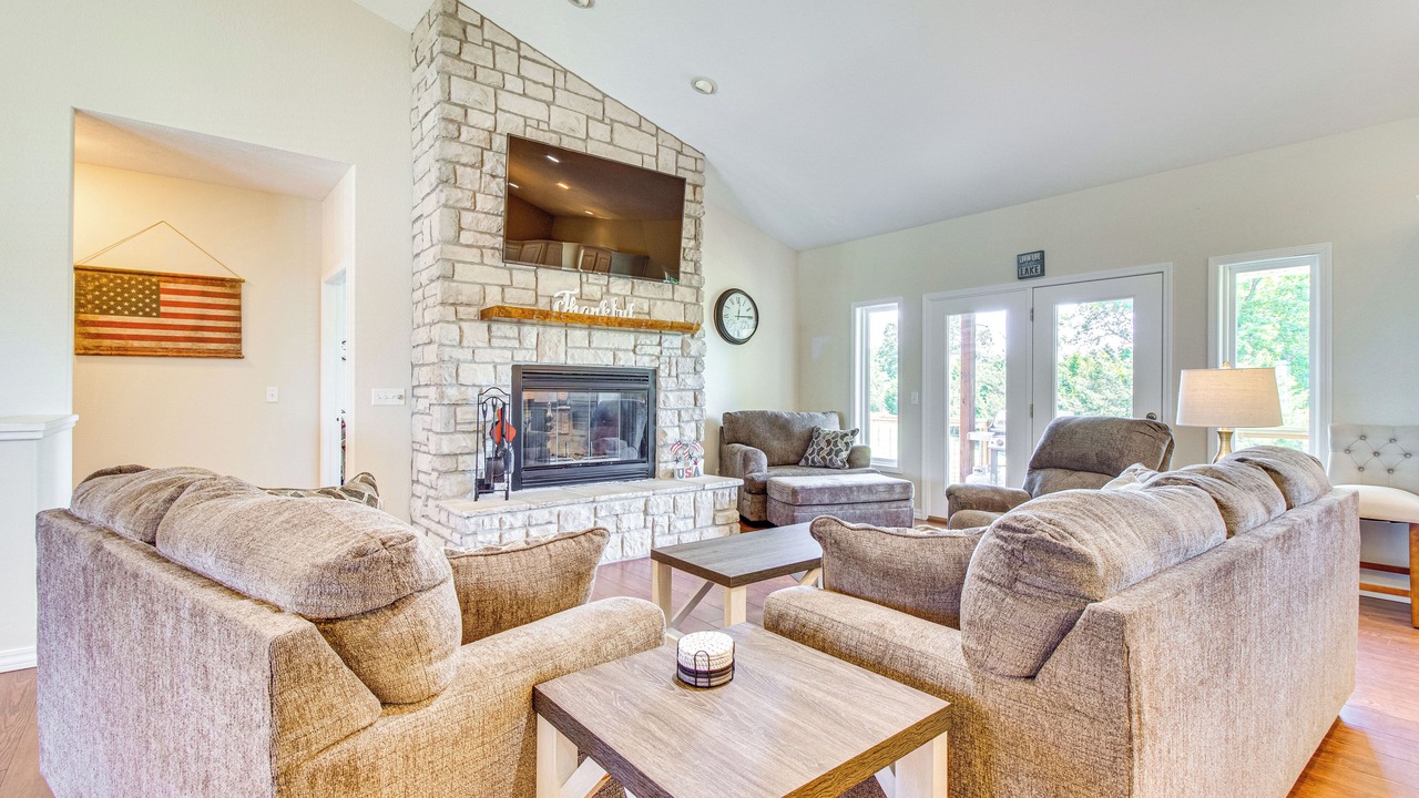 Photo of Livingroom in Mountain Home