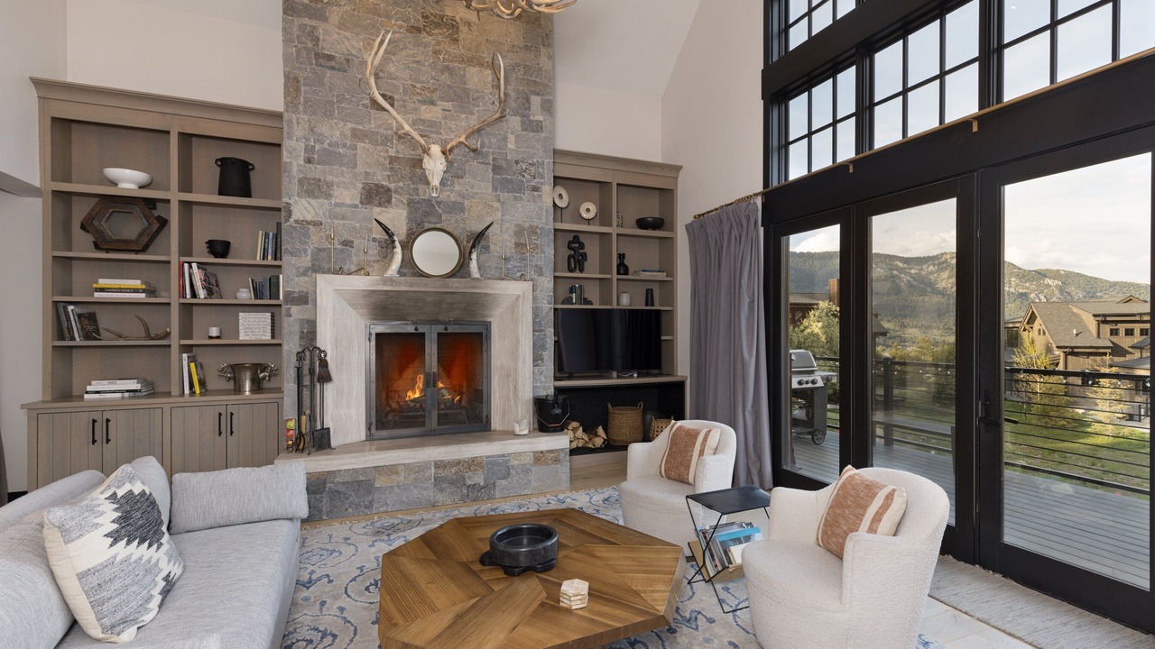 Photo of Livingroom in Big Sky