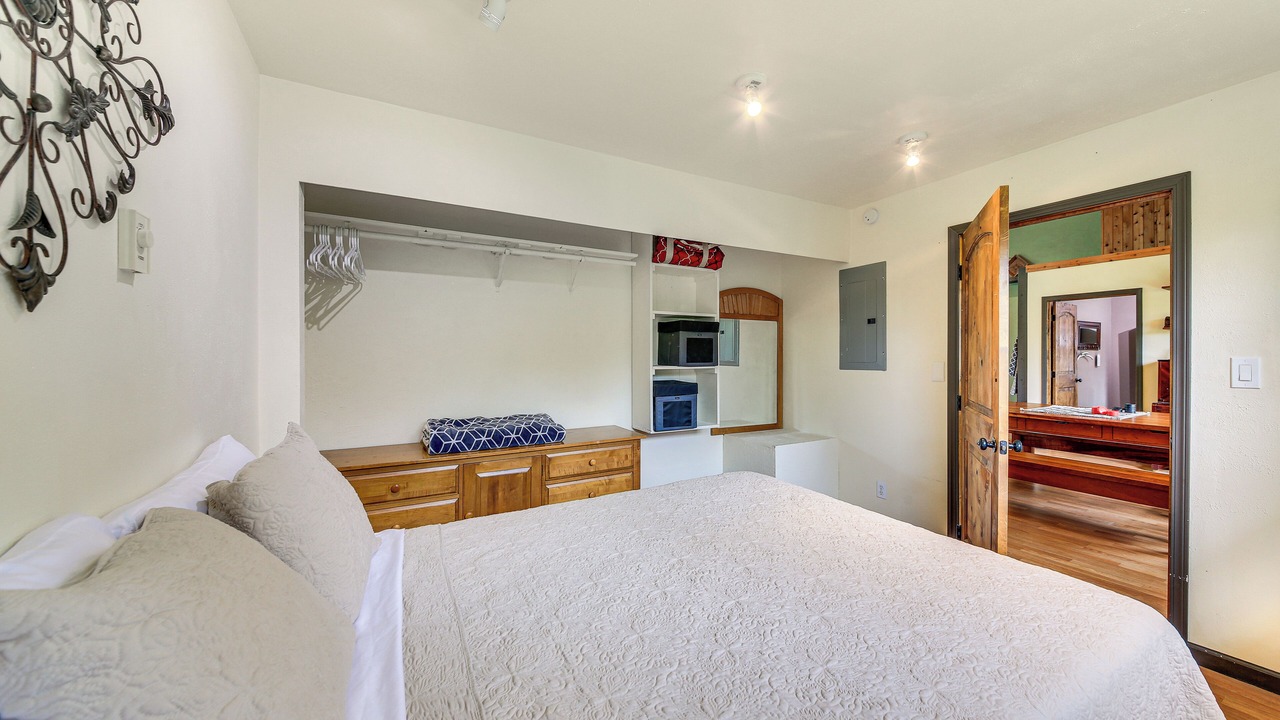 Photo of Bedroom in Newport