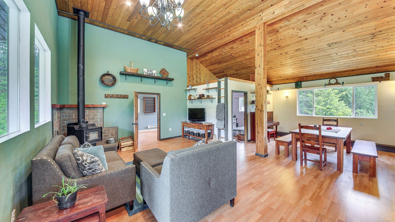 Photo of Livingroom in Newport