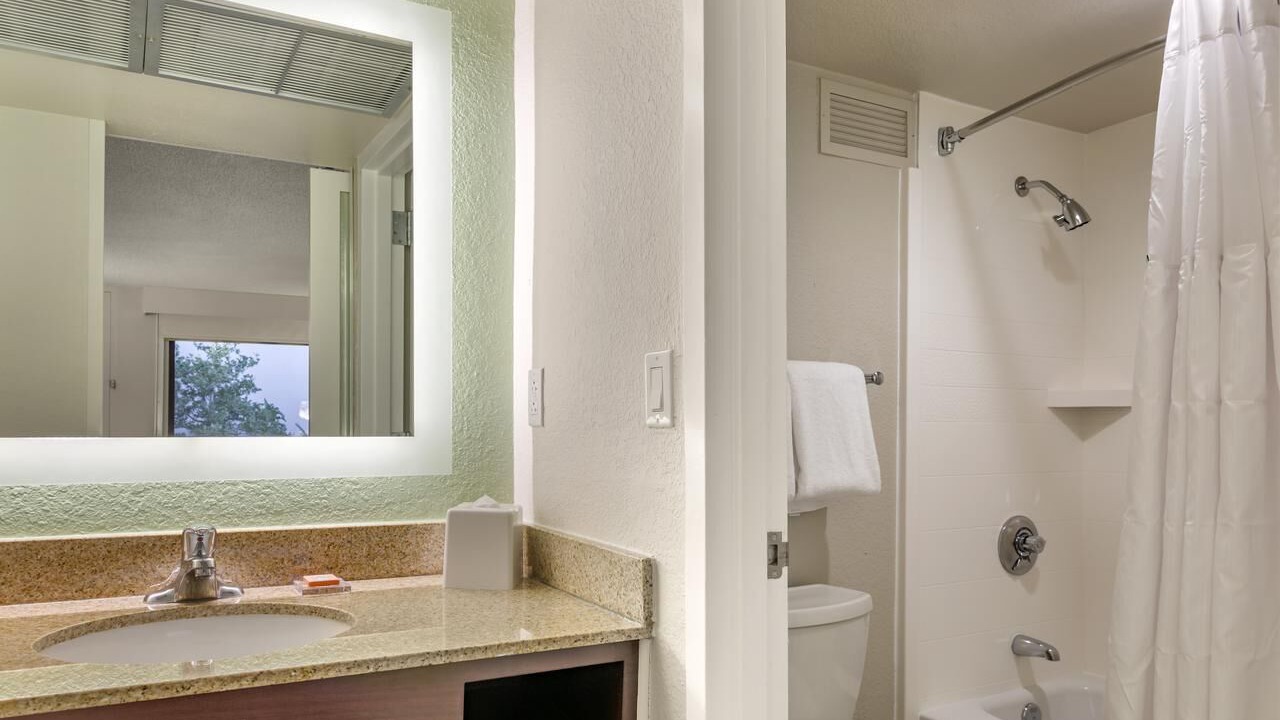 Photo of Bathroom in Lake Buena Vista