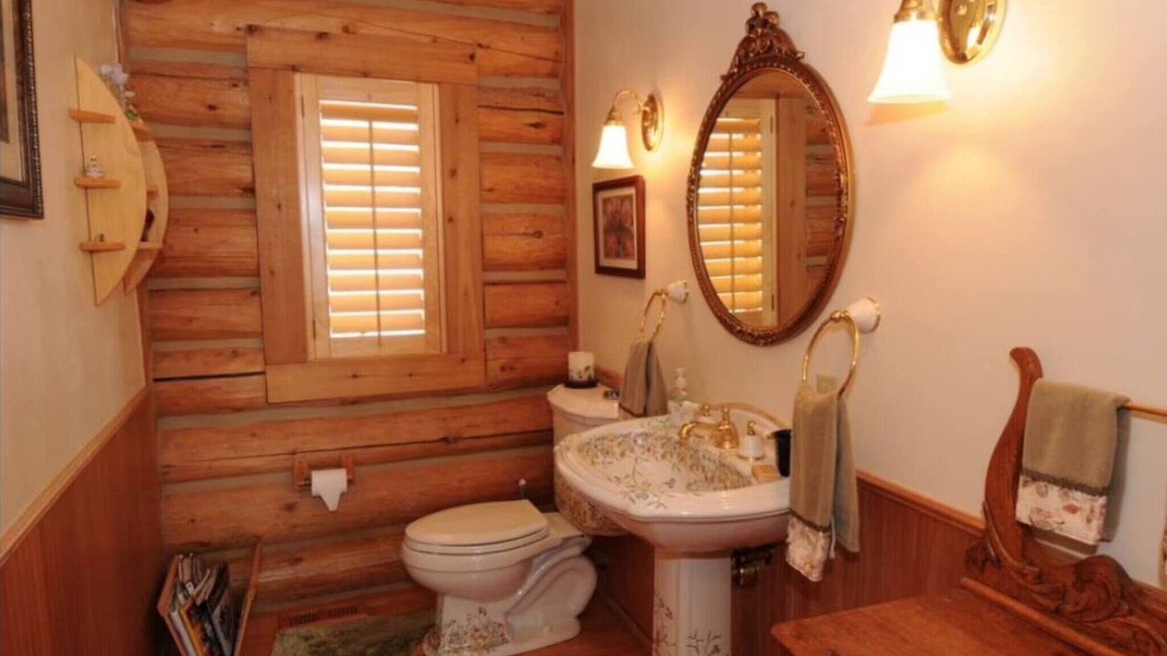 Photo of Bathroom in Georgetown