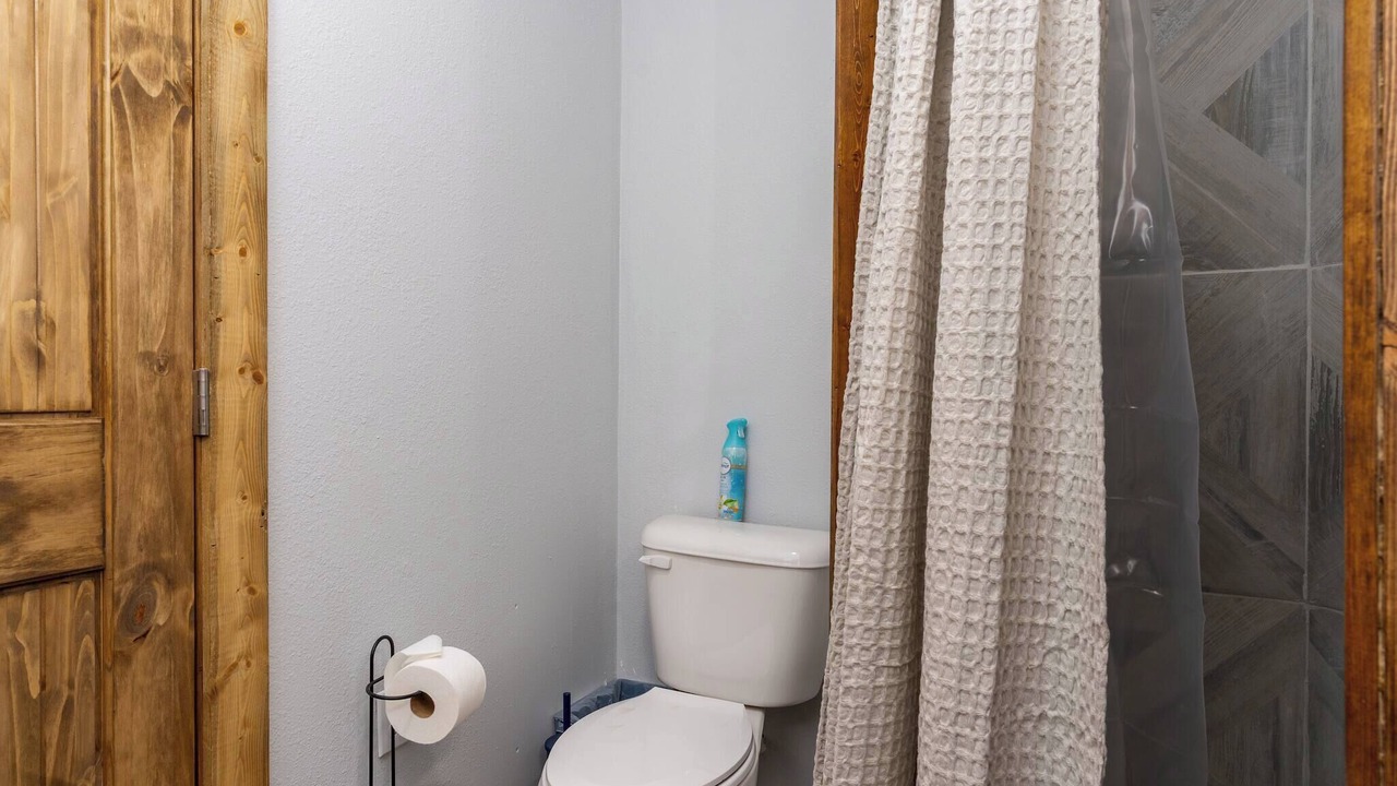 Photo of Bathroom in Anaconda