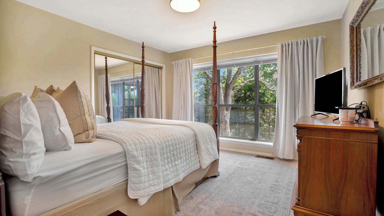 Photo of Bedroom in Lowell