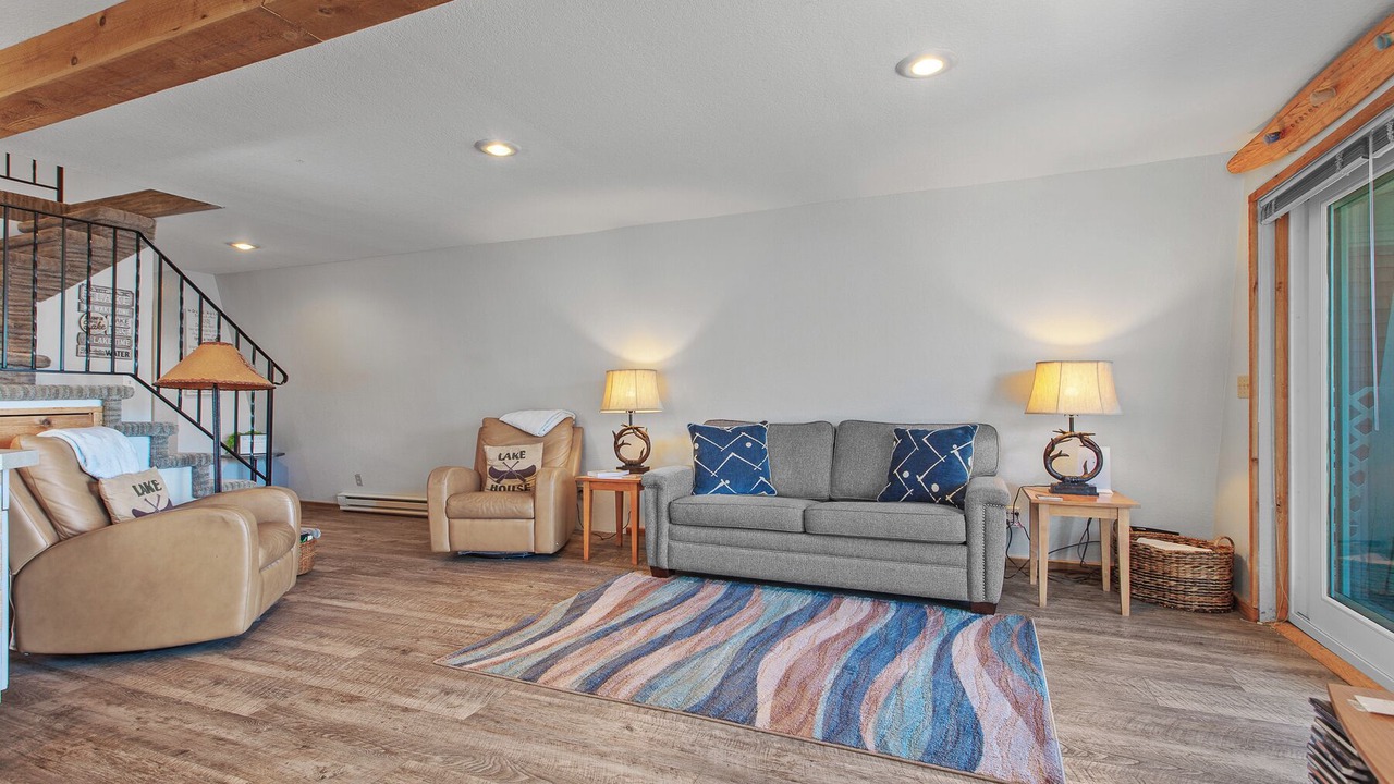 Photo of Livingroom in Bayview