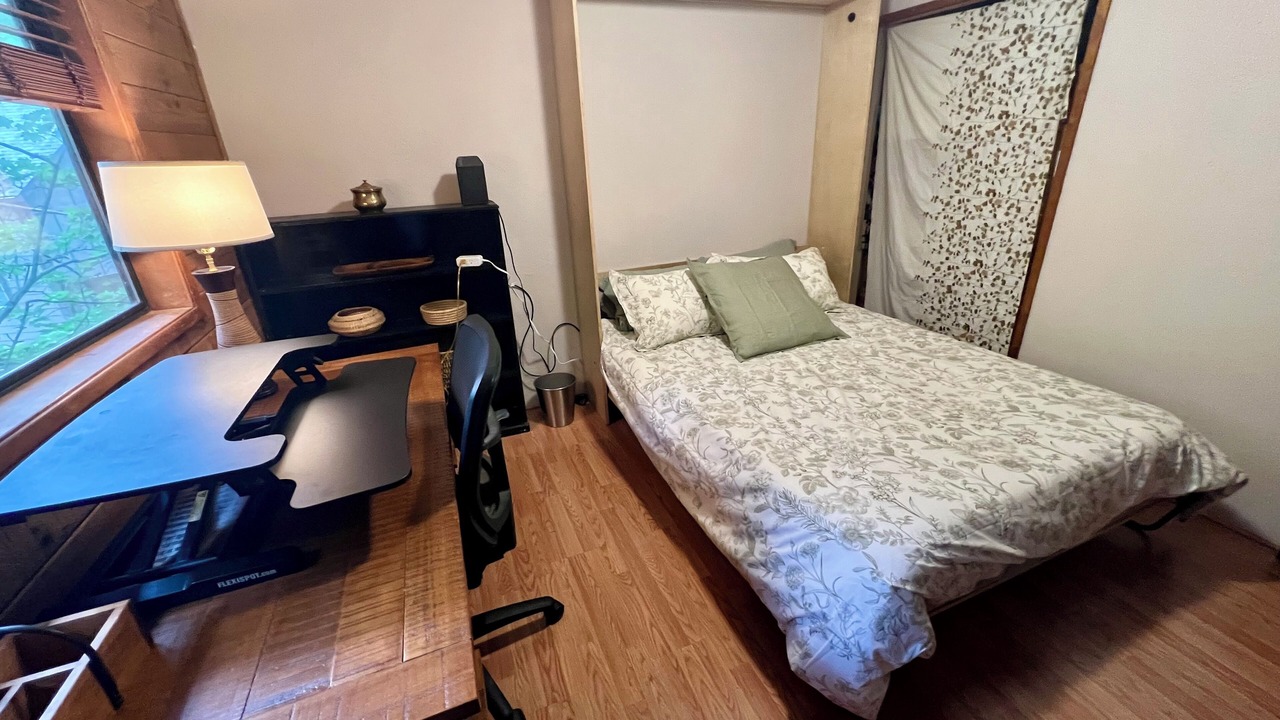 Photo of Bedroom in Friendly