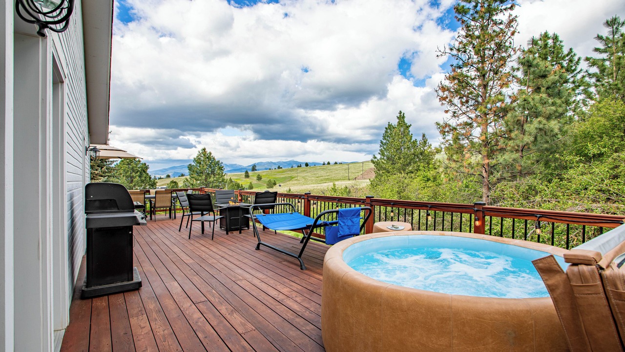 Photo of Patio Balcony in Moose Can Gully