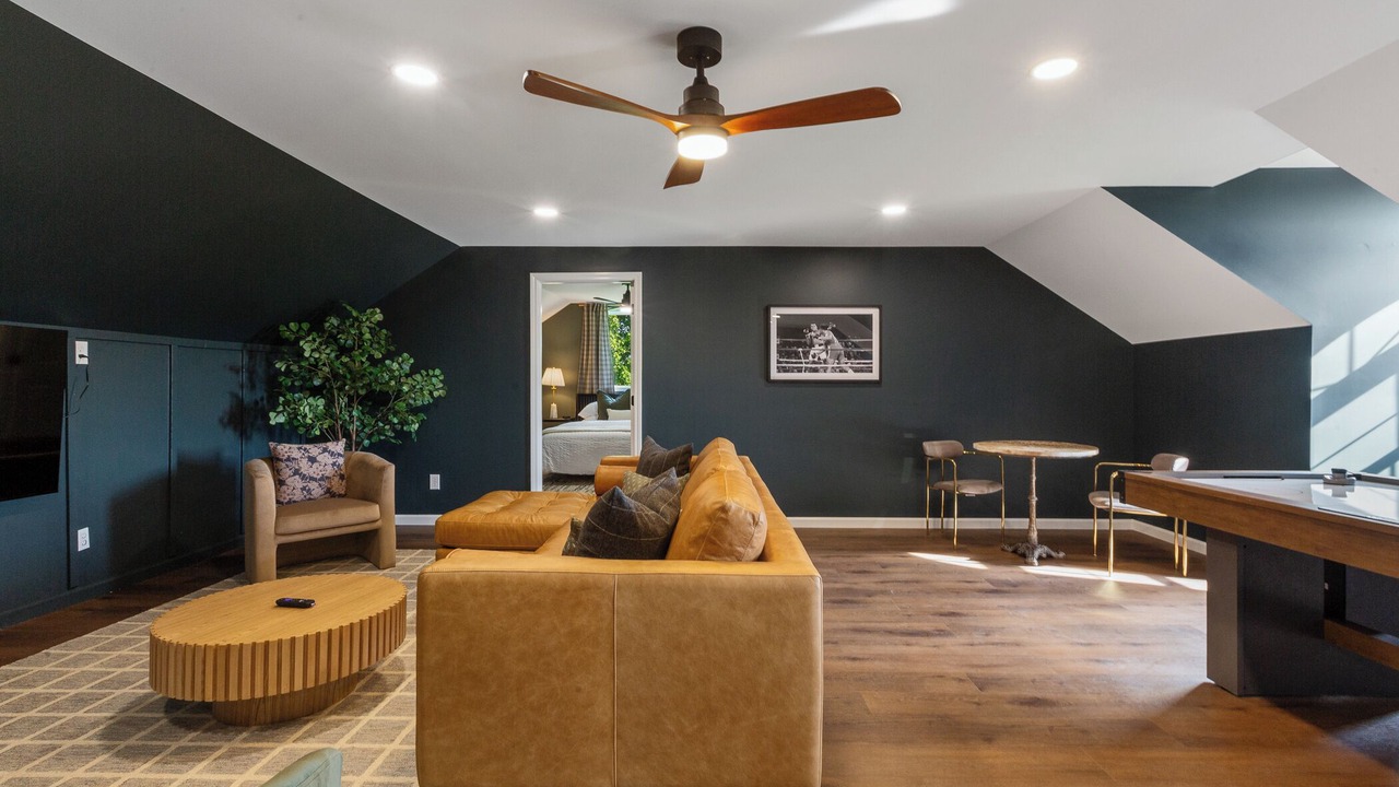 Photo of Livingroom in Chaplin