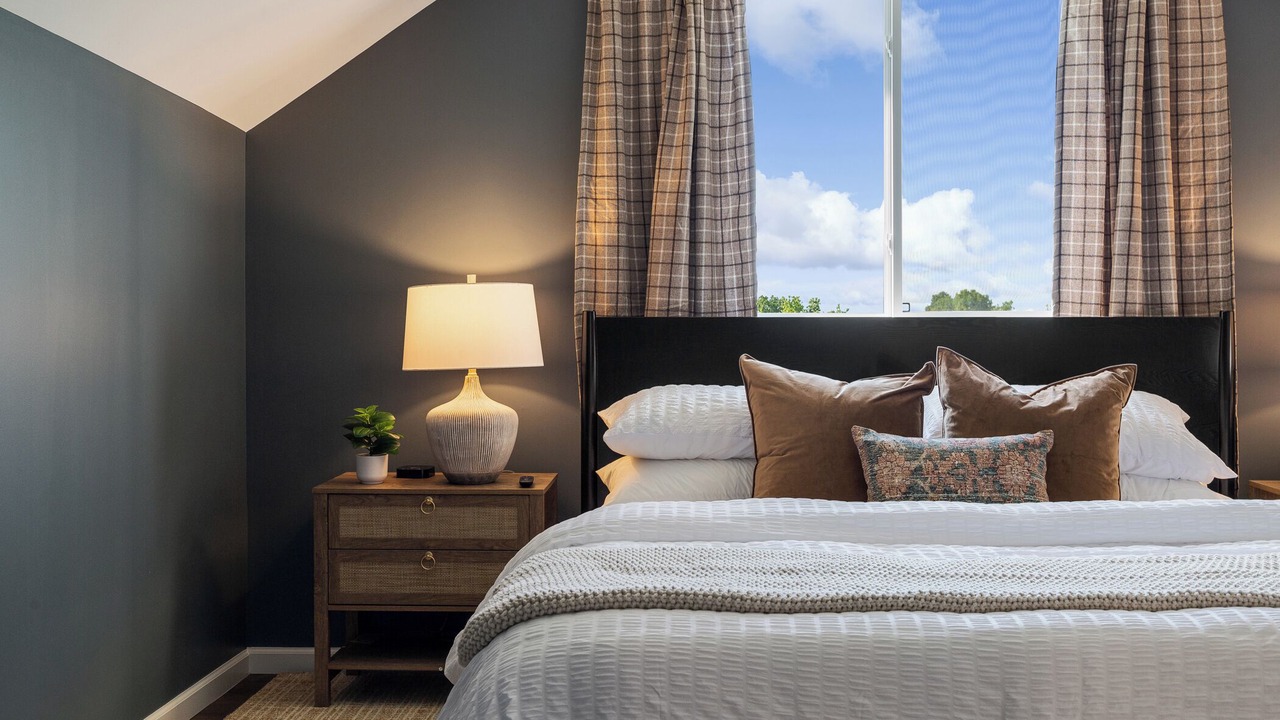 Photo of Bedroom in Chaplin