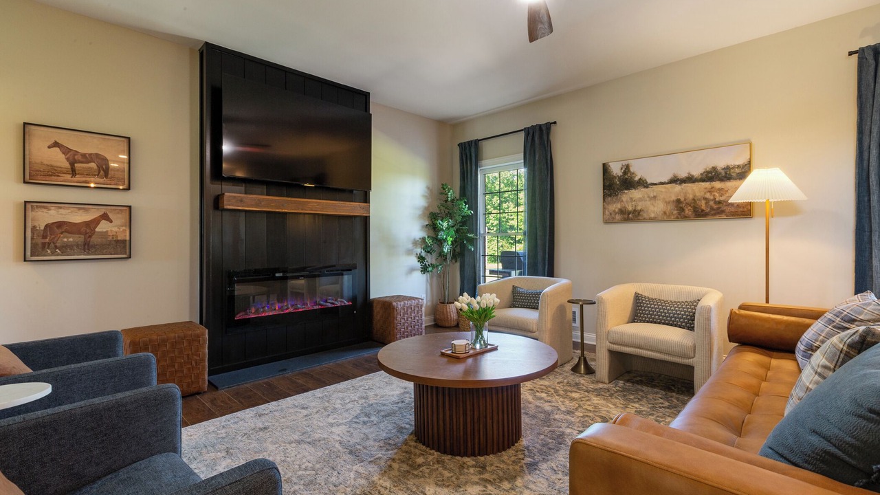 Photo of Livingroom in Chaplin
