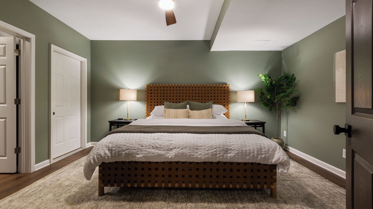 Photo of Bedroom in Chaplin