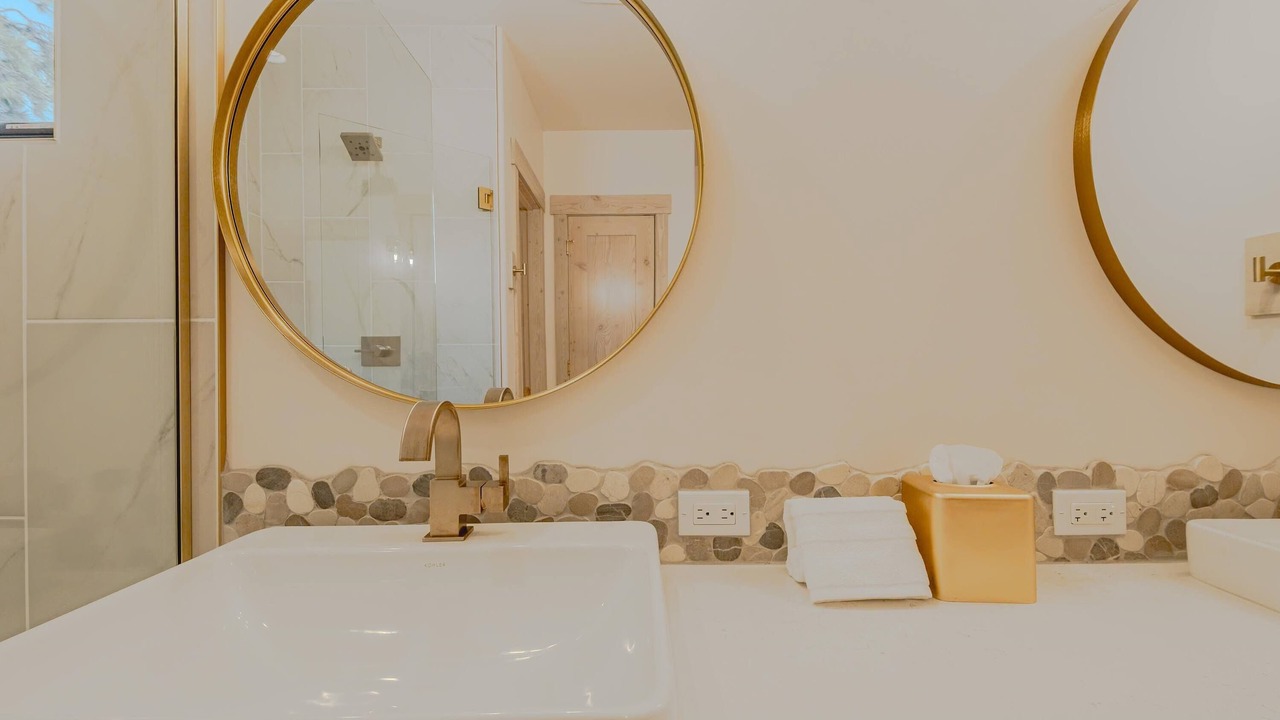 Photo of Bathroom in Eureka