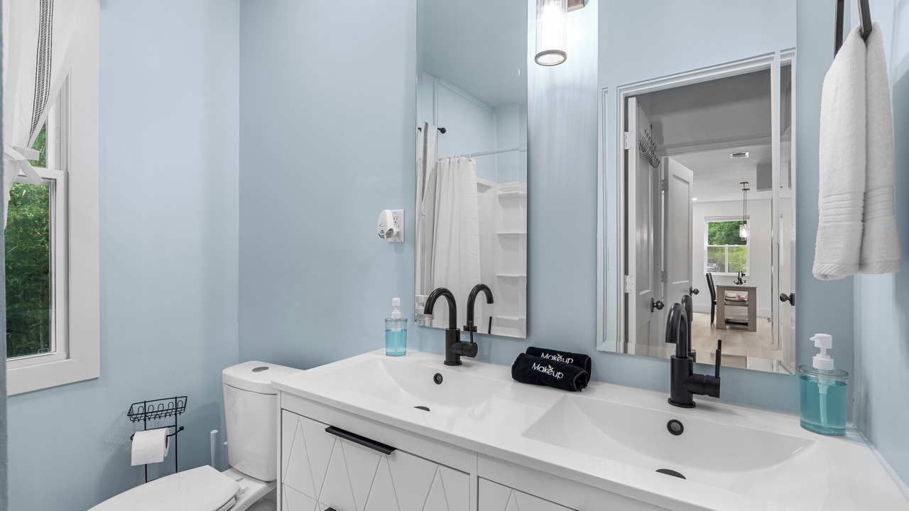 Photo of Bathroom in Columbia