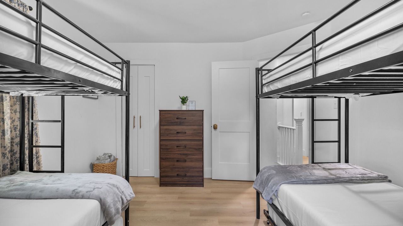 Photo of Bedroom in Columbia