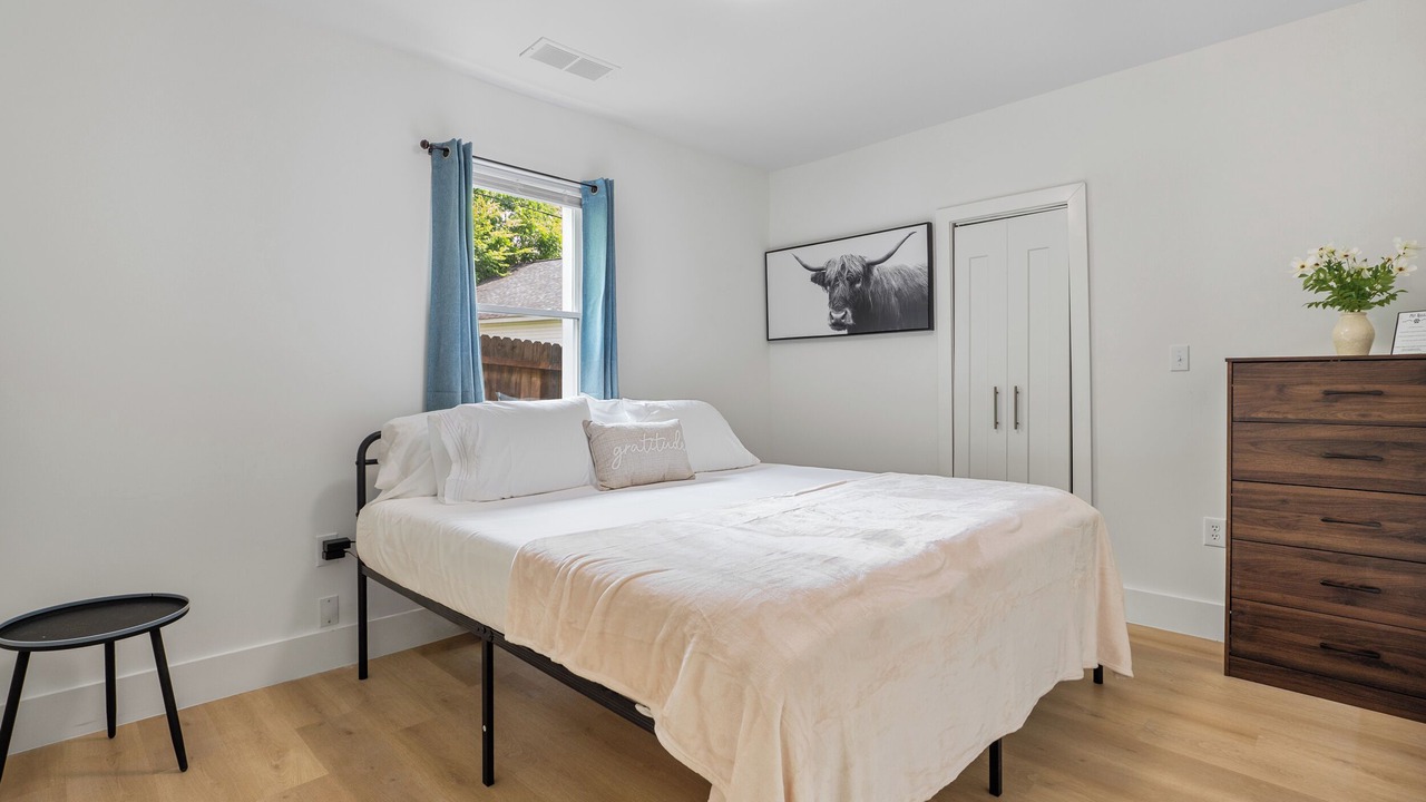 Photo of Bedroom in Columbia