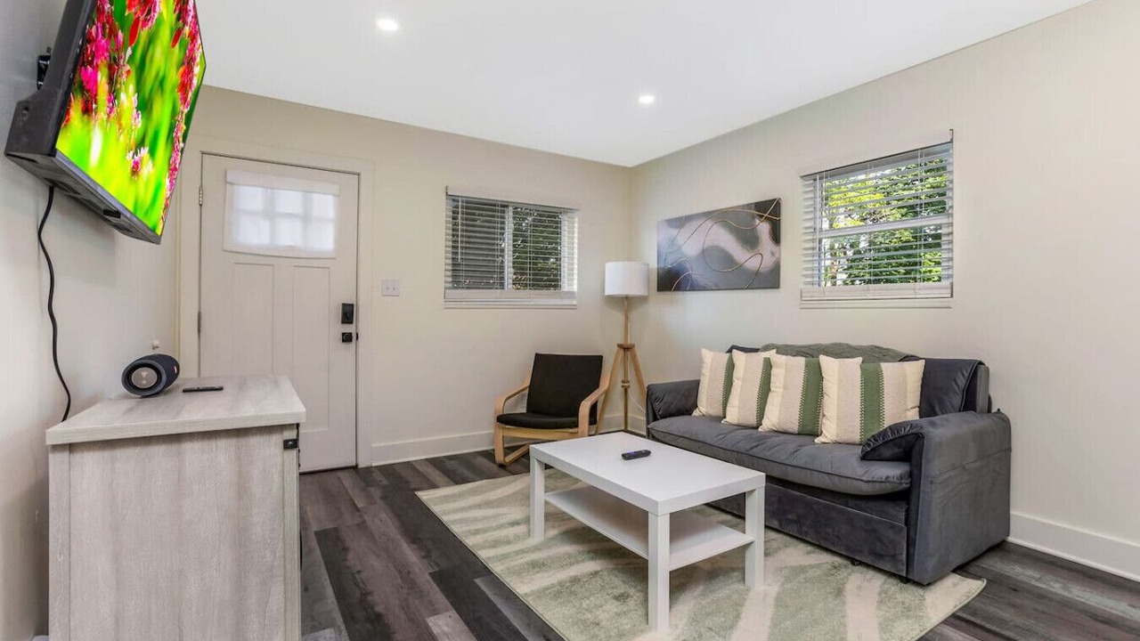 Photo of Livingroom in Olde Towne East