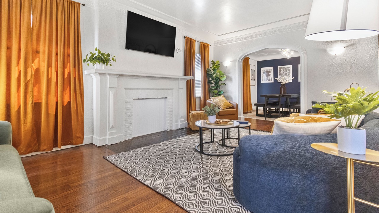 Photo of Livingroom in Detroit