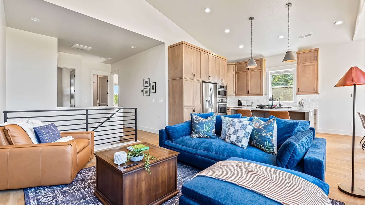 Photo of Livingroom in Collister