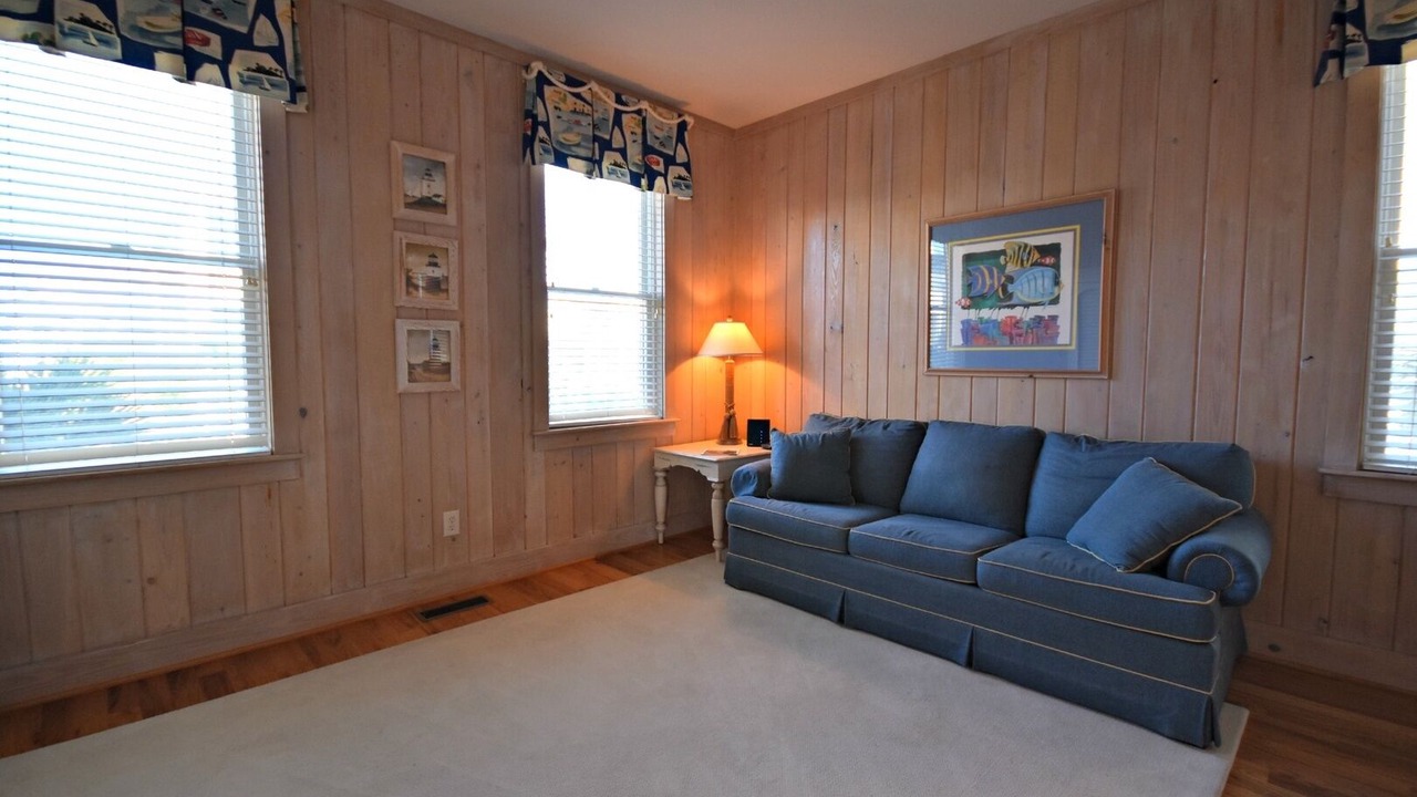 Photo of Livingroom in Litchfield by the Sea