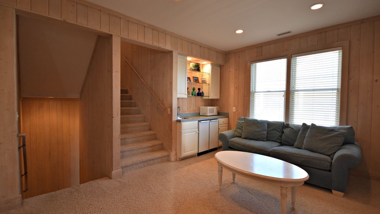 Photo of Livingroom in Litchfield by the Sea