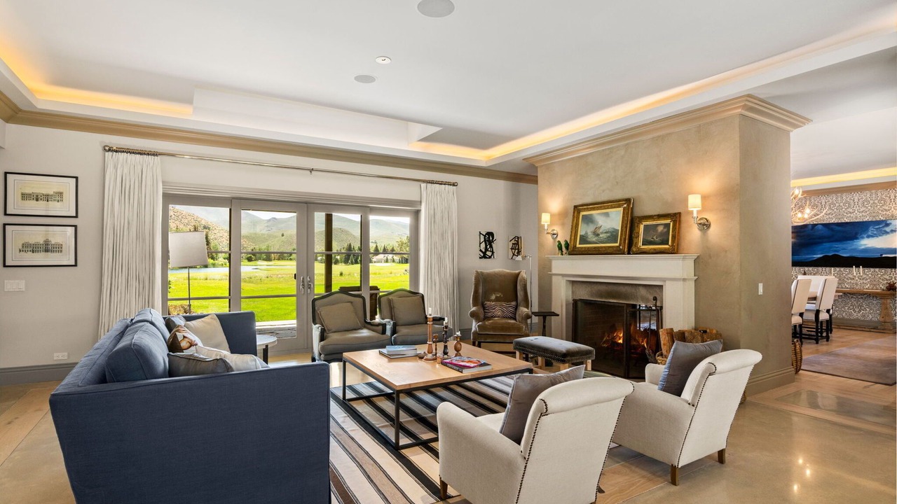 Photo of Livingroom in Hailey